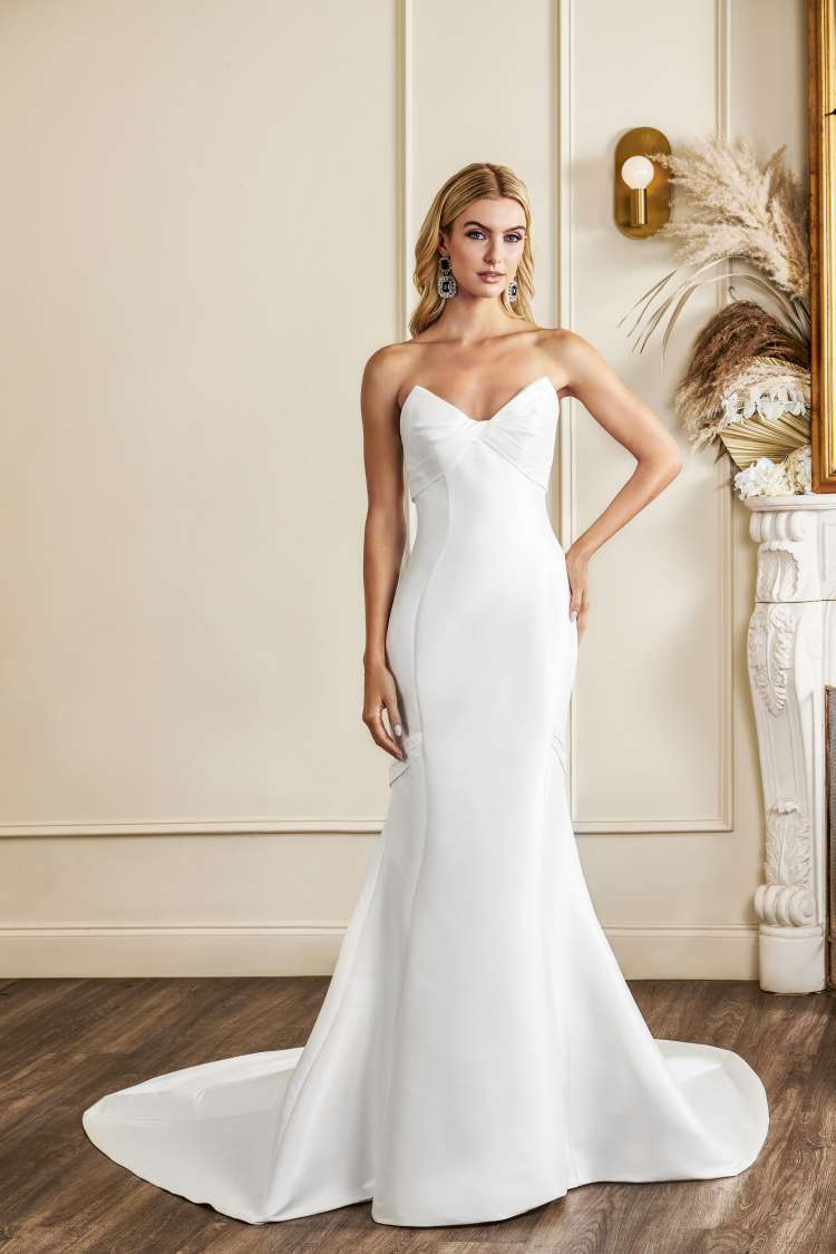 Kelly Faetanini Fall 2023 Wedding Dress Collection 1