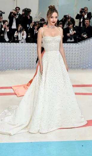 Miranda Kerr in Dior couture