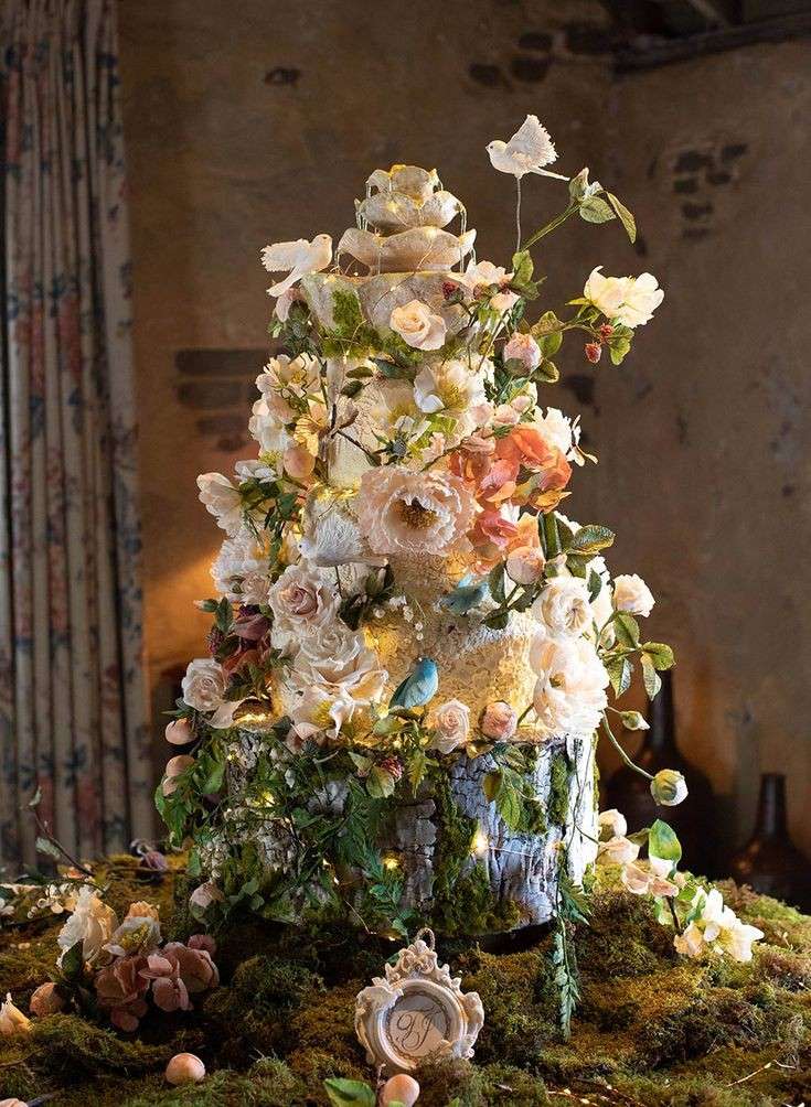 Fairy wedding cake 