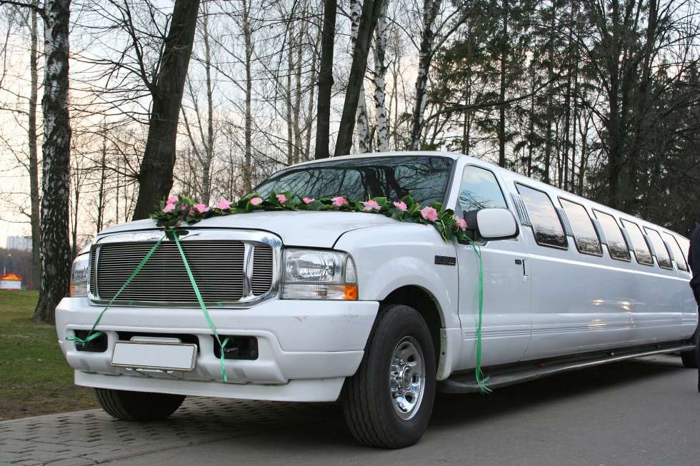 Perfect Wedding Limousine