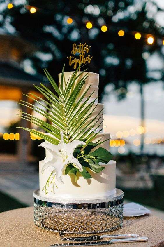 Jungle Wedding Cake