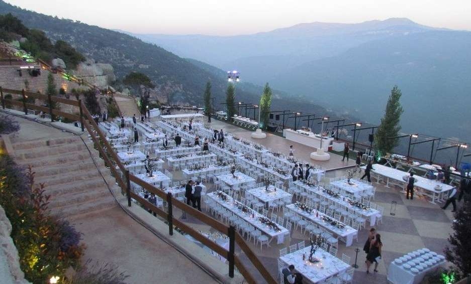 وجهات جبلية فاخرة لإقامة حفلات الزفاف والمناسبات