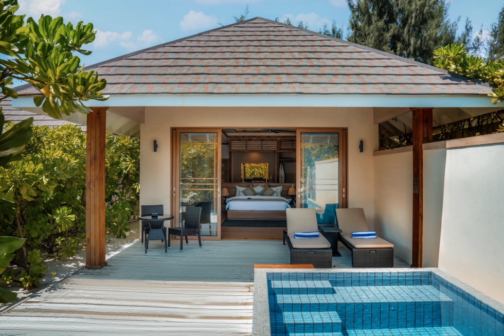 Brennia Kottefaru Maldives