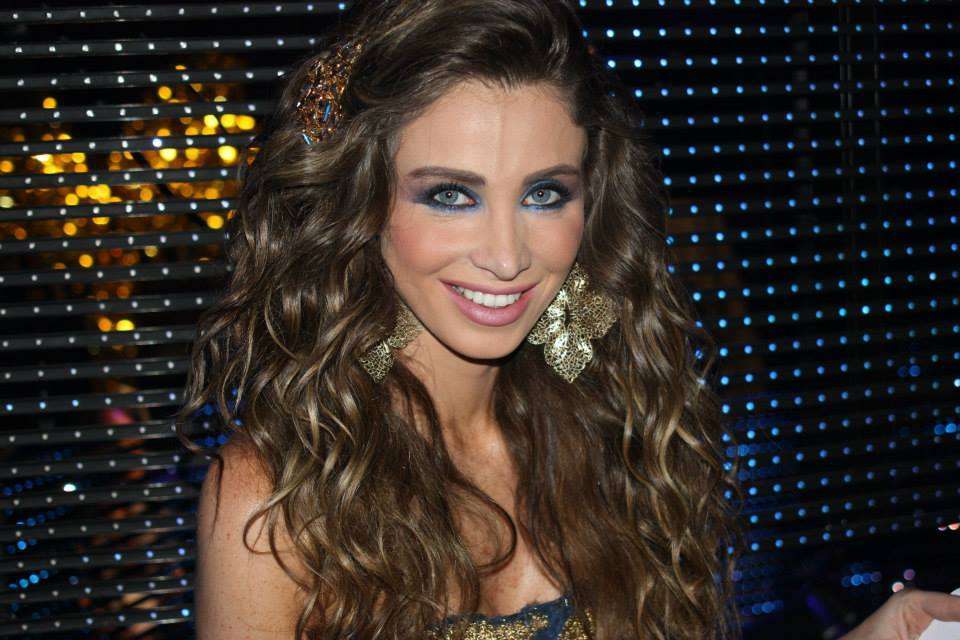 Get Inspired by Annabella Hilal for Your Engagement Look