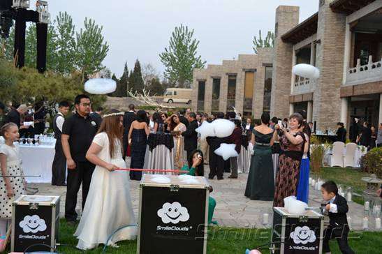 Have Your Wedding among the Clouds with the Cloud Machine Trend