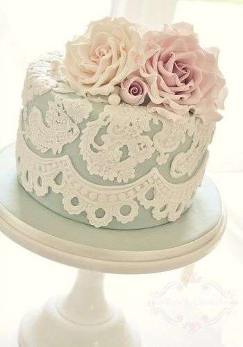 Fabulous One Tiered Wedding Cakes