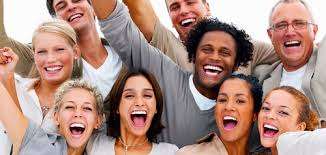 آخر صرعات العناية بالصحة: استئجار مدرب للضحك!