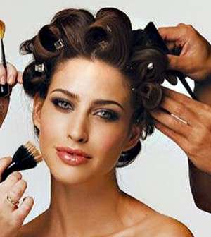 6 Great Questions to Ask Your Hair and Makeup Artist