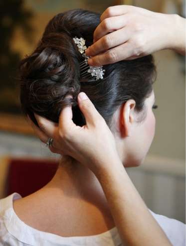 Wedding Day Beauty Pictures Every Bride Should Take