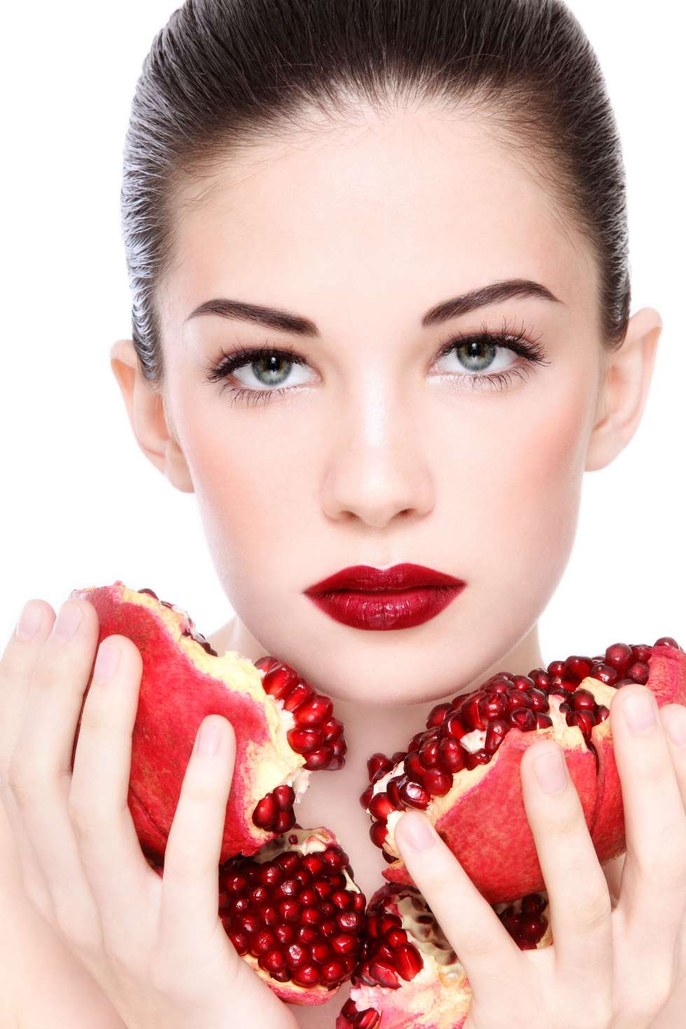 The Top Benefits Of Pomegranate For Your Skin