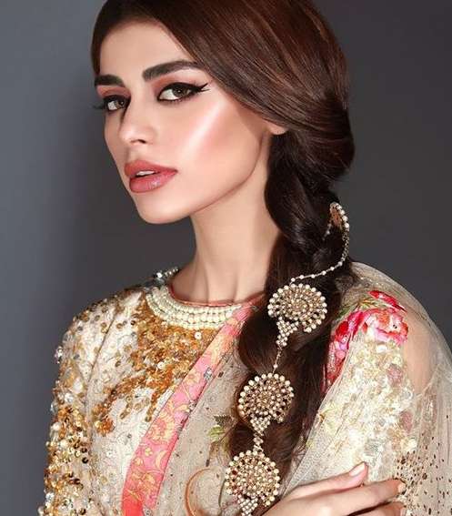 Indian Hairstyles Perfect For Your Henna Night