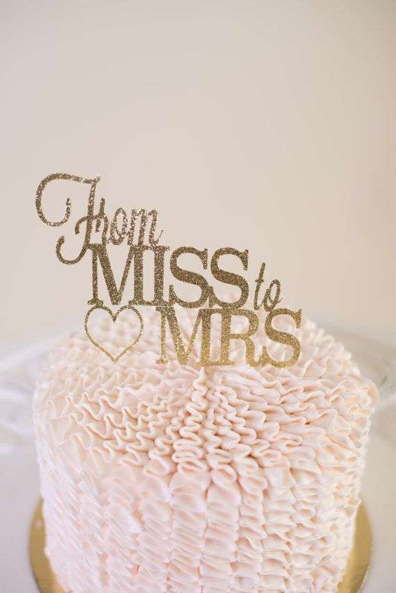 Stunning Bridal Shower Cakes