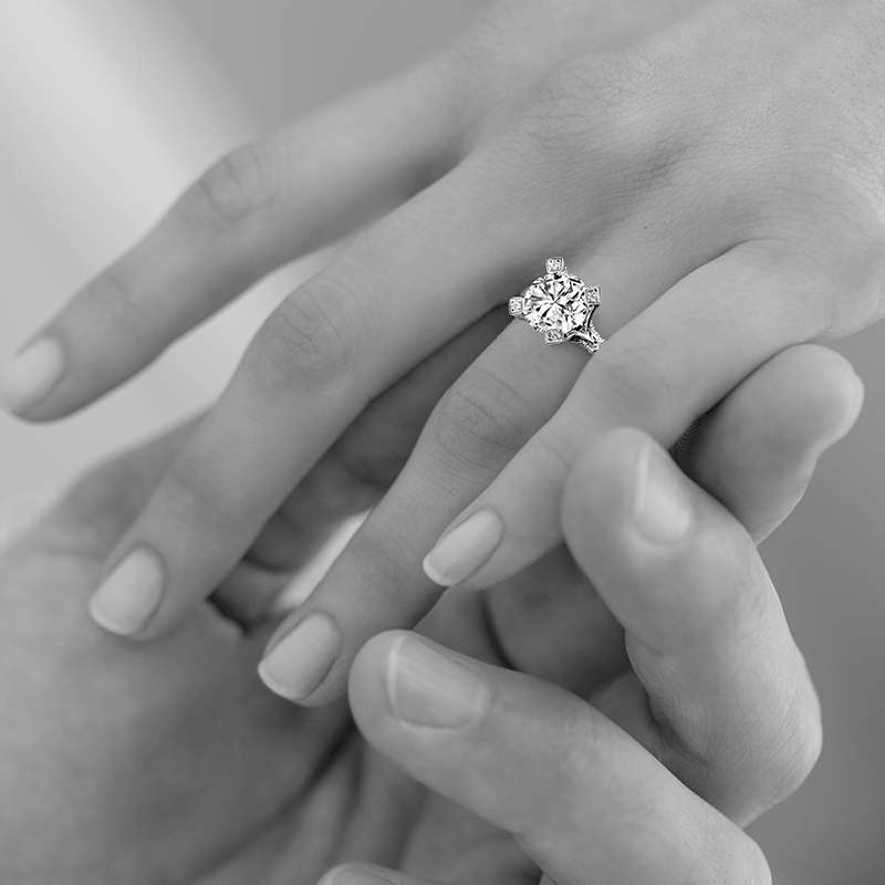 The Best Places to Buy an Engagement Ring in Dubai