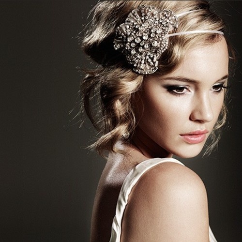 20 Gorgeous Flapper Hairstyles to Reminisce the 1920s