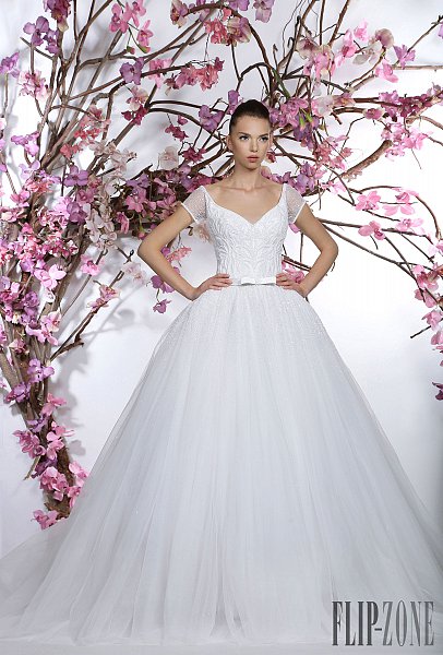 georges_hobeika_bridal_27.jpg