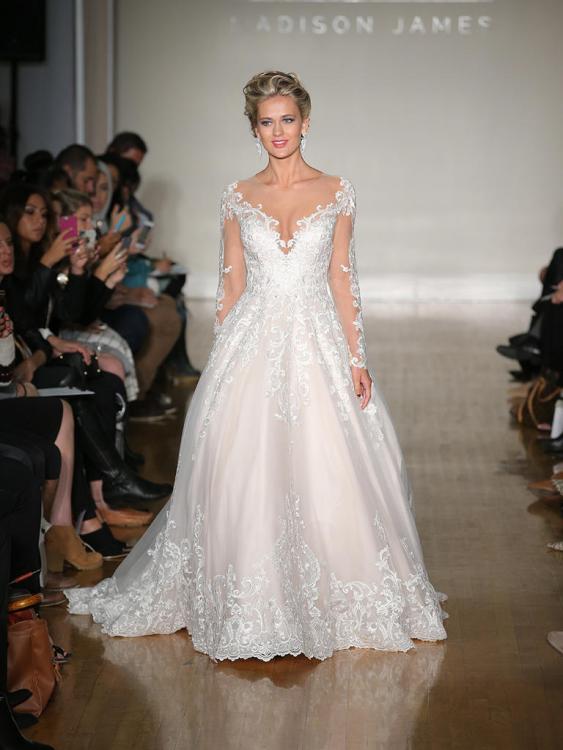 allure_2017_bridal_collection_18