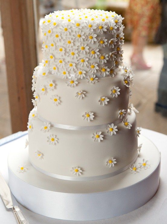 Darling Daisies for Your Wedding Arabia Weddings