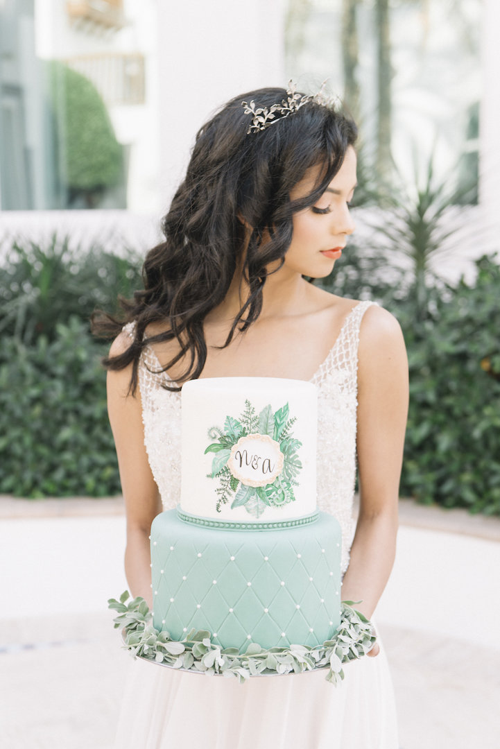 tropical-inspired wedding photo shoot