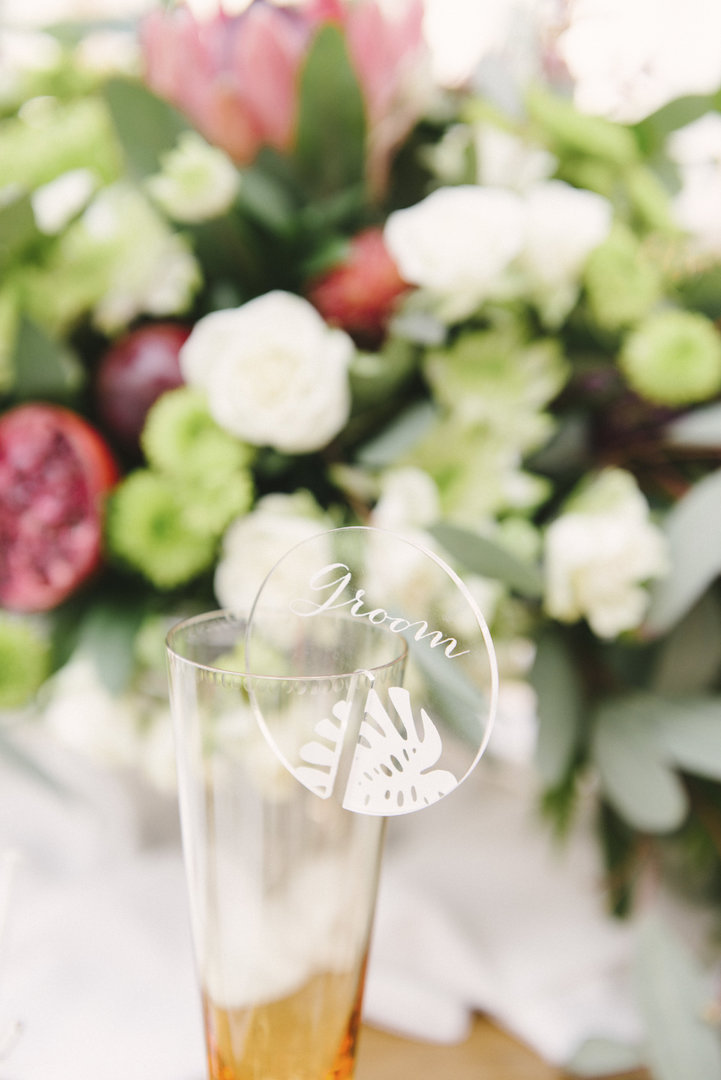 tropical-inspired wedding photo shoot