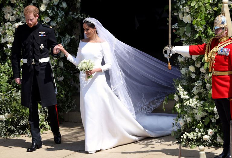 royal-wedding-comparison-meghan-markle-wedding-dress